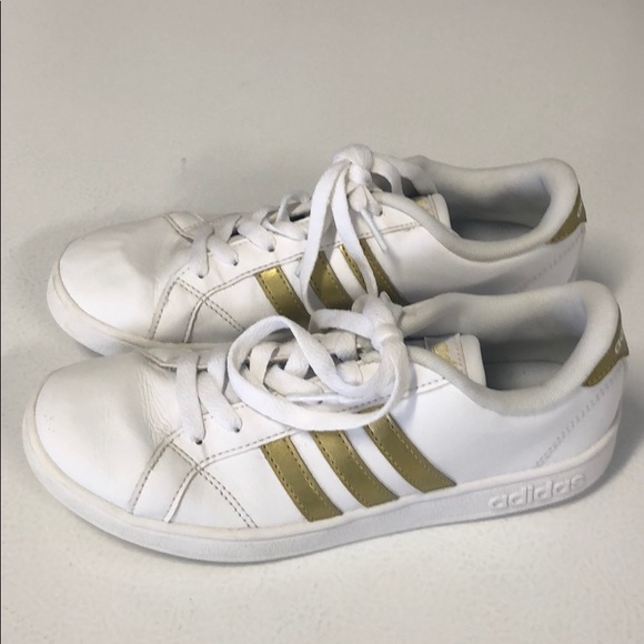 girls adidas size 3